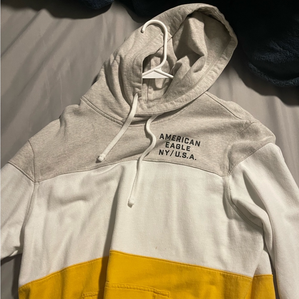 American Eagle Sweatshirt